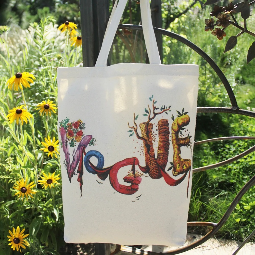 Vogue Canvas Tote NWOT